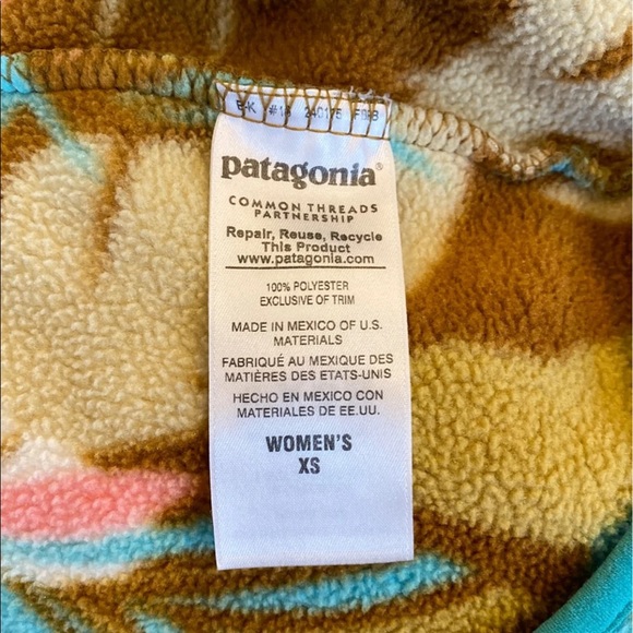 Women’s Patagonia Synchilla Snap-T Pullover - Picture 9 of 10